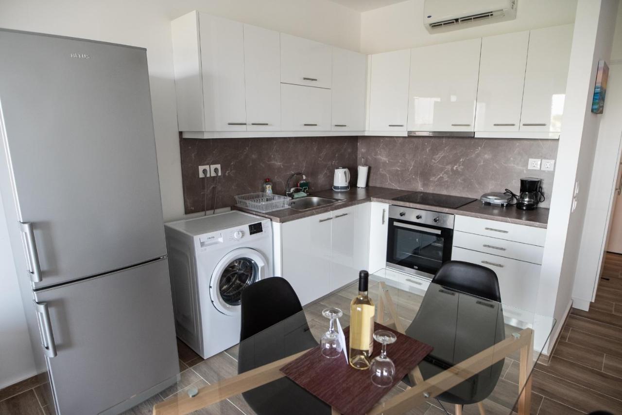Cozy Apartment In Palaio Faliro With A Great View Athene Buitenkant foto